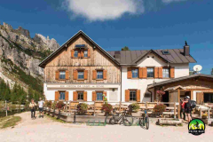 rifugio-croda-da-lago